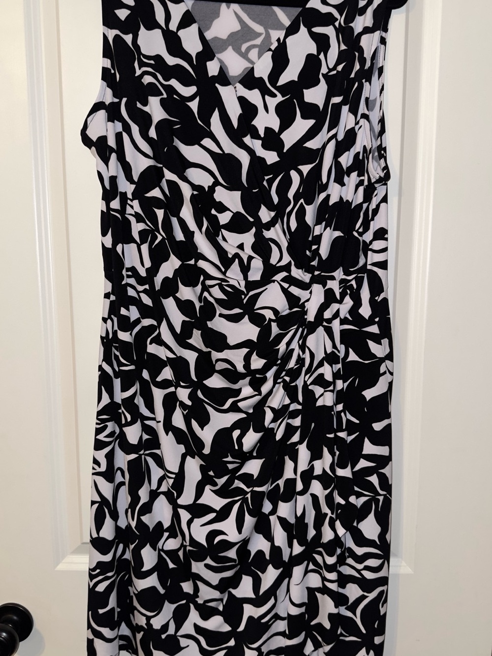 Susan Graver Black & White Sleeveless Women's dress XLP